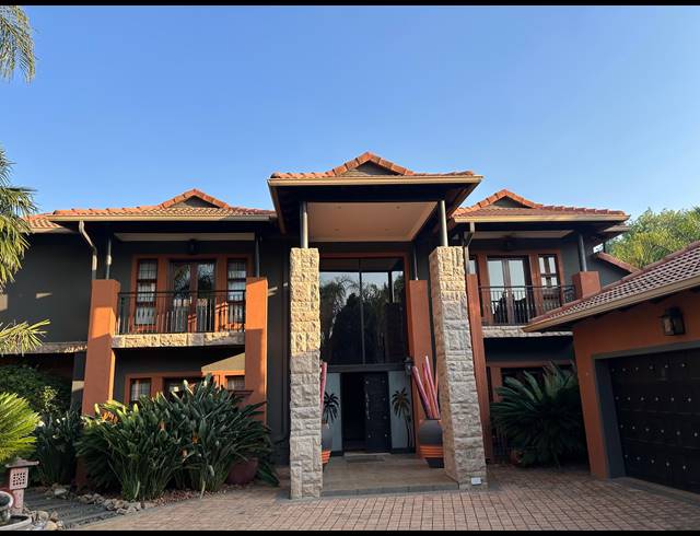 4 BEDROOM FREESTANDING FOR SALE IN RUIMSIG AH